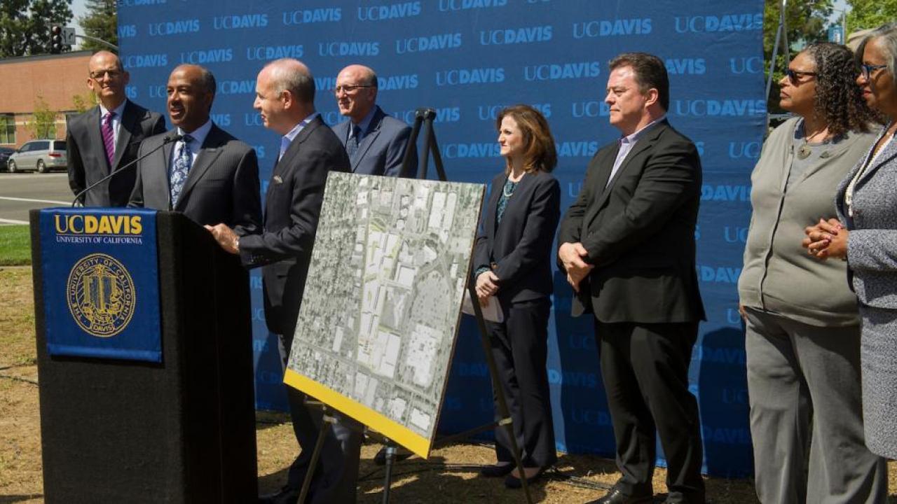 Chancellor Gary S. May, Mayor Darrell Steinberg, Assemblymember Kevin McCarty, and city and community leaders announce the location of Aggie Square on April 12. (Karin Higgins/UC Davis) Chancellor Gary S. May, Mayor Darrell Steinberg, Assemblymember Kevin McCarty, and city and community leaders announce the location of Aggie Square.
