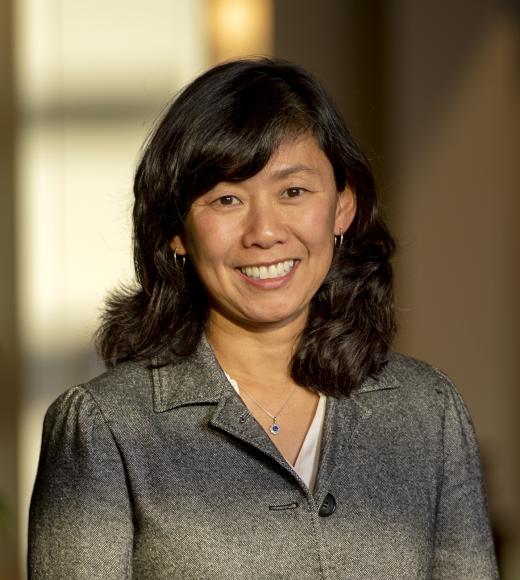Sumiko Hong Headshot